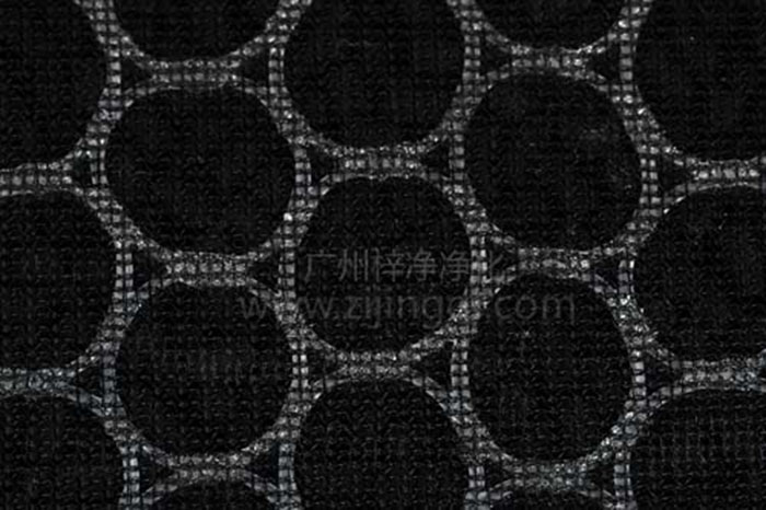 板式蜂窩活性炭過濾器具有比表面積大、吸附效率高、風阻小、壽命長等特點。